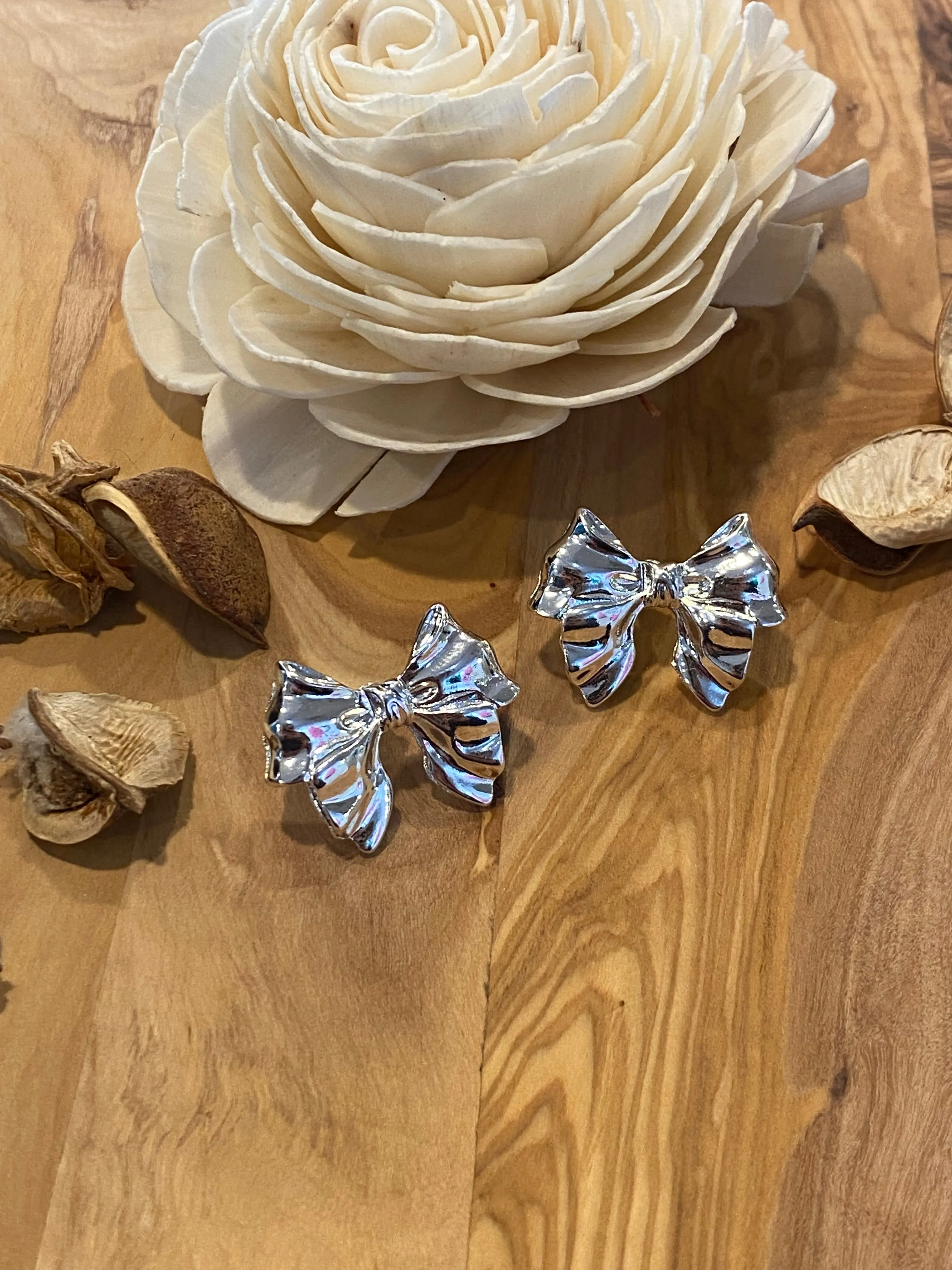 Sweetheart Bow Earrings